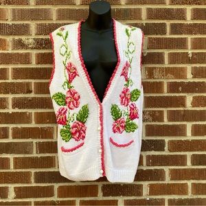 Star Blue originals Vintage Grannycore crochet floral white vest Size L